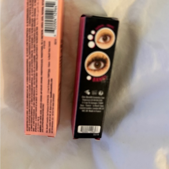 Benefit Cosmetics Duo: 24-HR Brow Setter (2ml) & BADgal BANG! Mascara (3g) - Picture 2 of 2